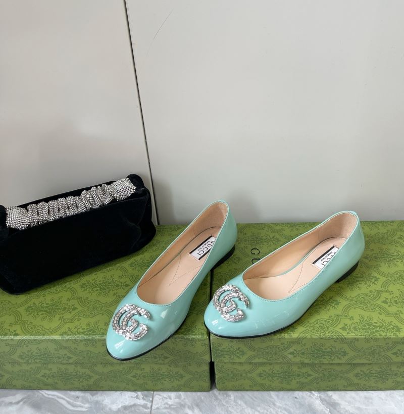 Gucci Flat Shoes